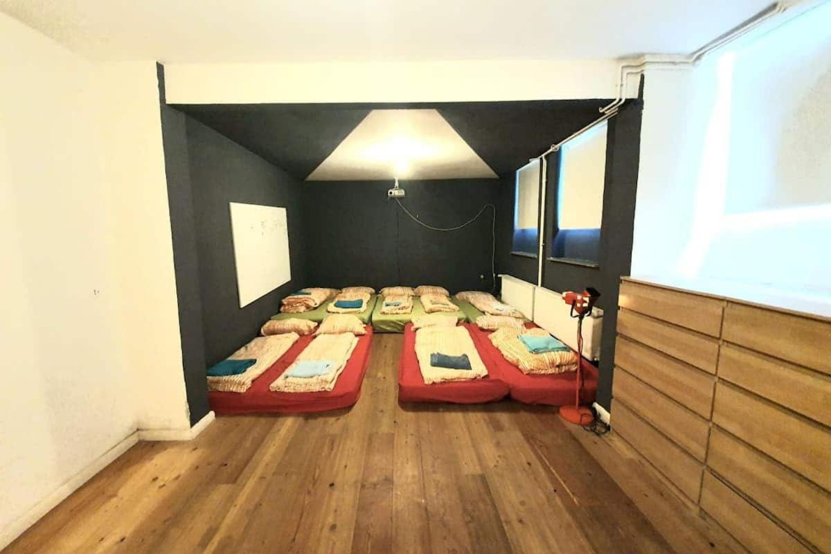 Family Friendly Funhouse Centrally Located In Ottensen Hamburg Bagian luar foto